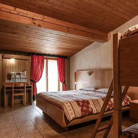 Job Hotel 3*
