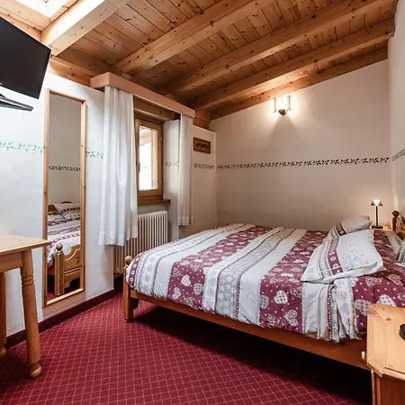 Job Hotel